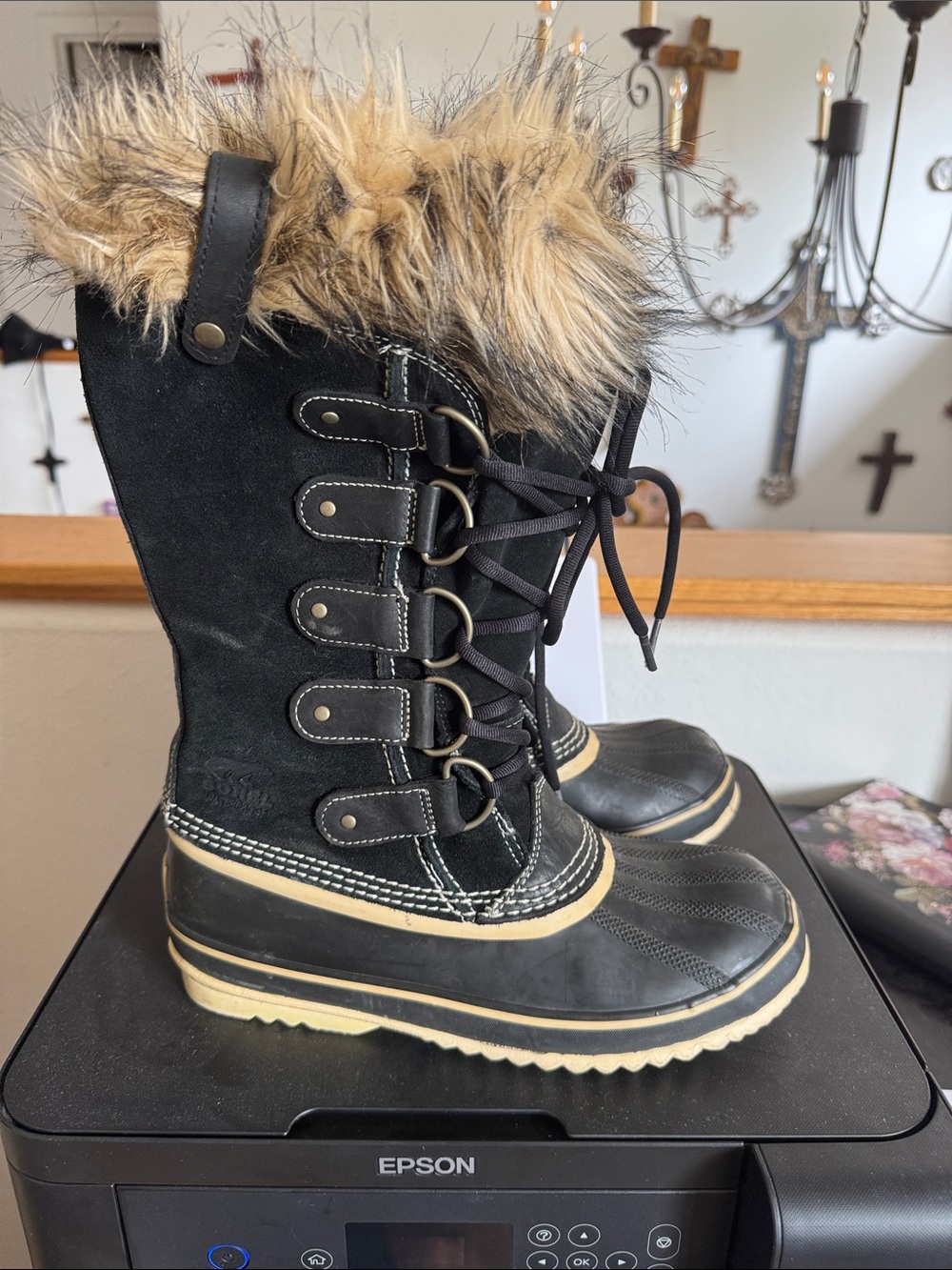 Sorel Black and Tan Faux Fur-Trim Lace-Up Winter Boots